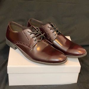 Men’s cherry red dress shoes